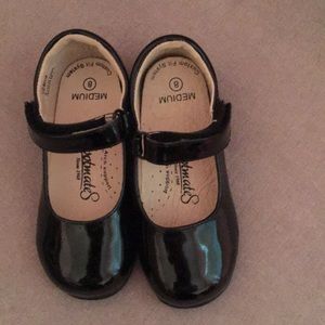 Footmates Toddler girls patent leather Mary Jane